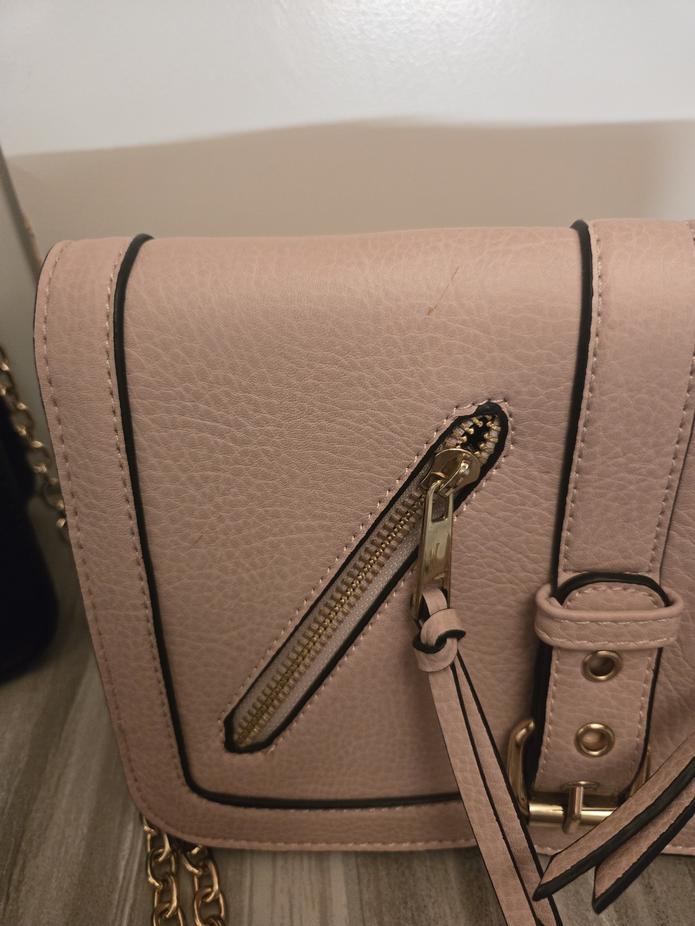 Harlow Dual-Zip Chain Crossbody - Black & Blush - Picture 6 of 6